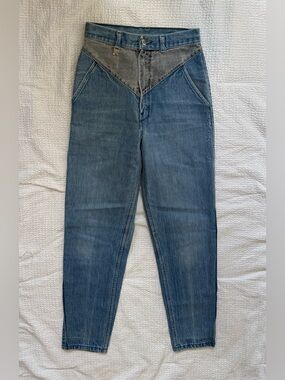 Vintage Two-Tone V-Yoke High-Waist Denim Jeans